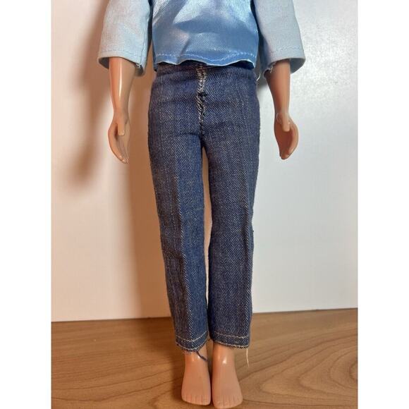 Disney Store Captain John Smith Classic Doll 12" - Picture 5 of 8